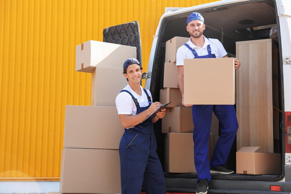 Simply Moving NYC – The Benefits of Hiring a Professional Moving Company