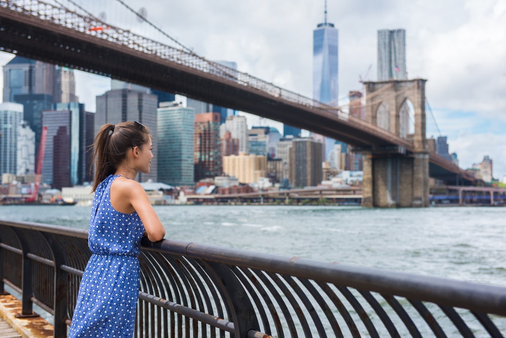 Simply Moving NYC – The Ultimate Guide To Your First Six Months In New York City